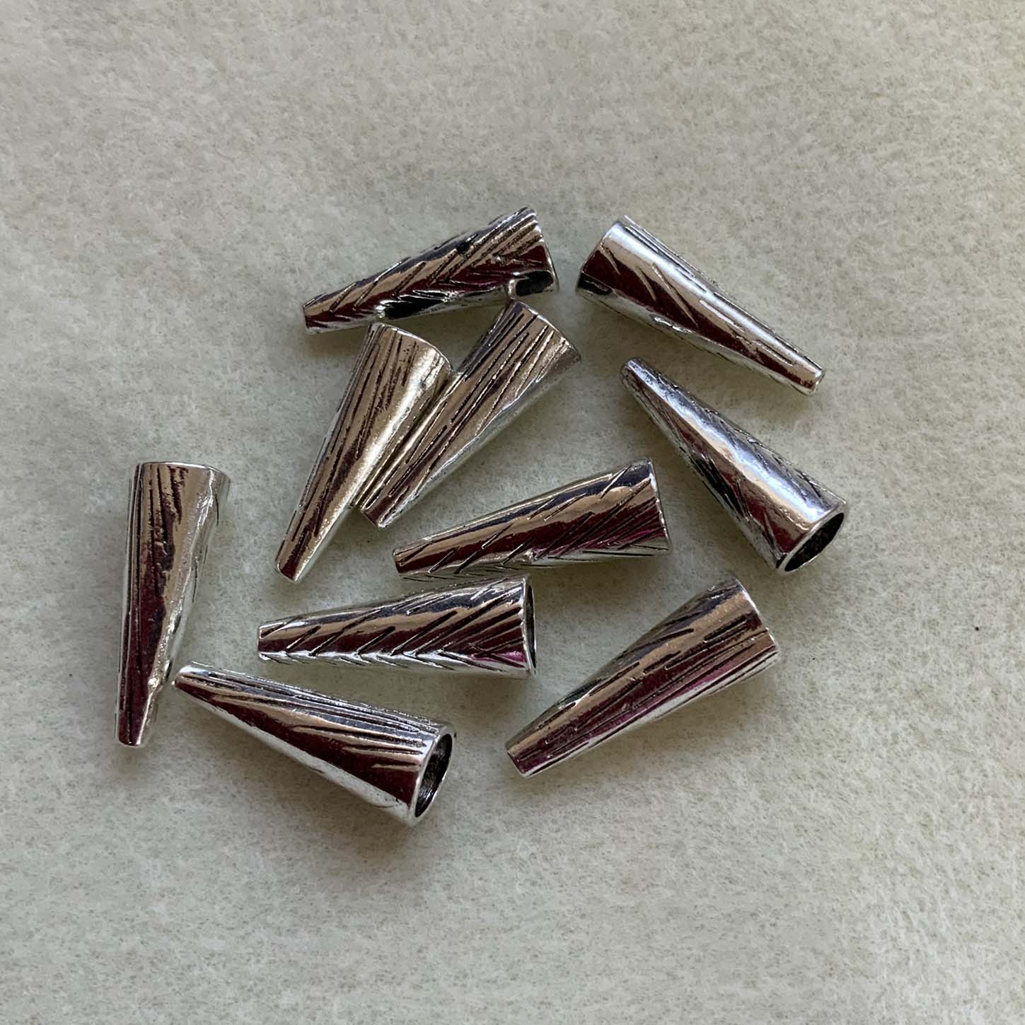 Bead Cones 28 x 10mm ⋆ Begelly Beads