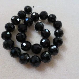 Faceted 12mm Black