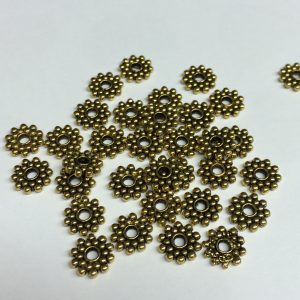 Daisy Spacer Antique Gold 8mm