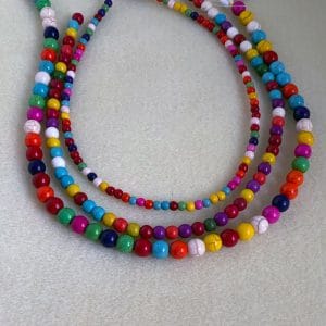 Coloured howlite round beads