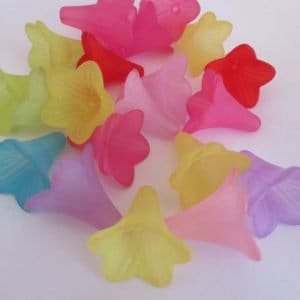 Lily Large 22mm Coloured Acrylic Flowers